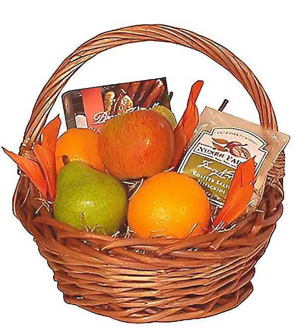 Canasta 2 Peras, 3 Manzanas, 2 Naranjas, 1 Lata de Maníes, Caja de Galletas - Envuelta en celofán y atada con lazo